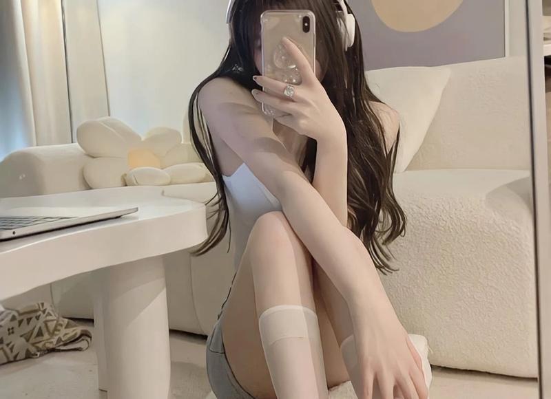 摘抄名人名言加赏析(名人名言长句摘抄励志加上赏析)