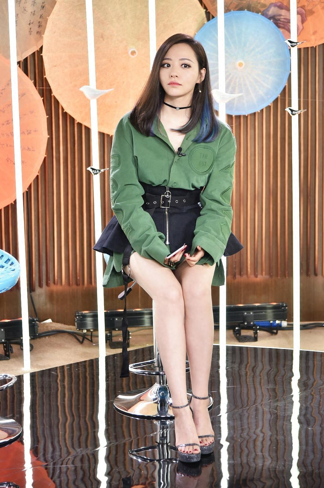 性感妩媚，张靓颖活动美照合集