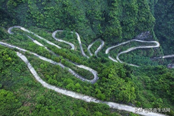 张家界天门山盘山公路，你怕不怕