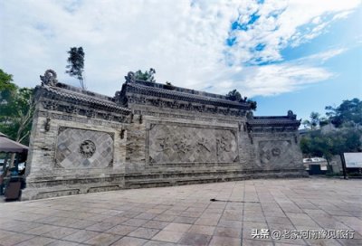 ​当年很多人反对修葺的王家大院，如今却成了灵石人民的“摇钱树”