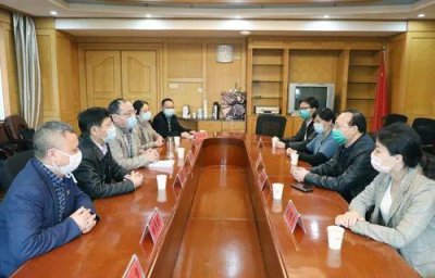 ​江西省医学会一行来九江学院附属医院看望慰问殷小平副院长