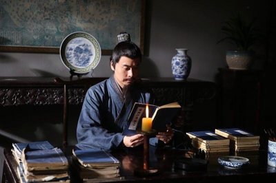 ​只因咸丰横刀夺爱，龚自珍之子一怒之下竟带领洋人火烧圆明园