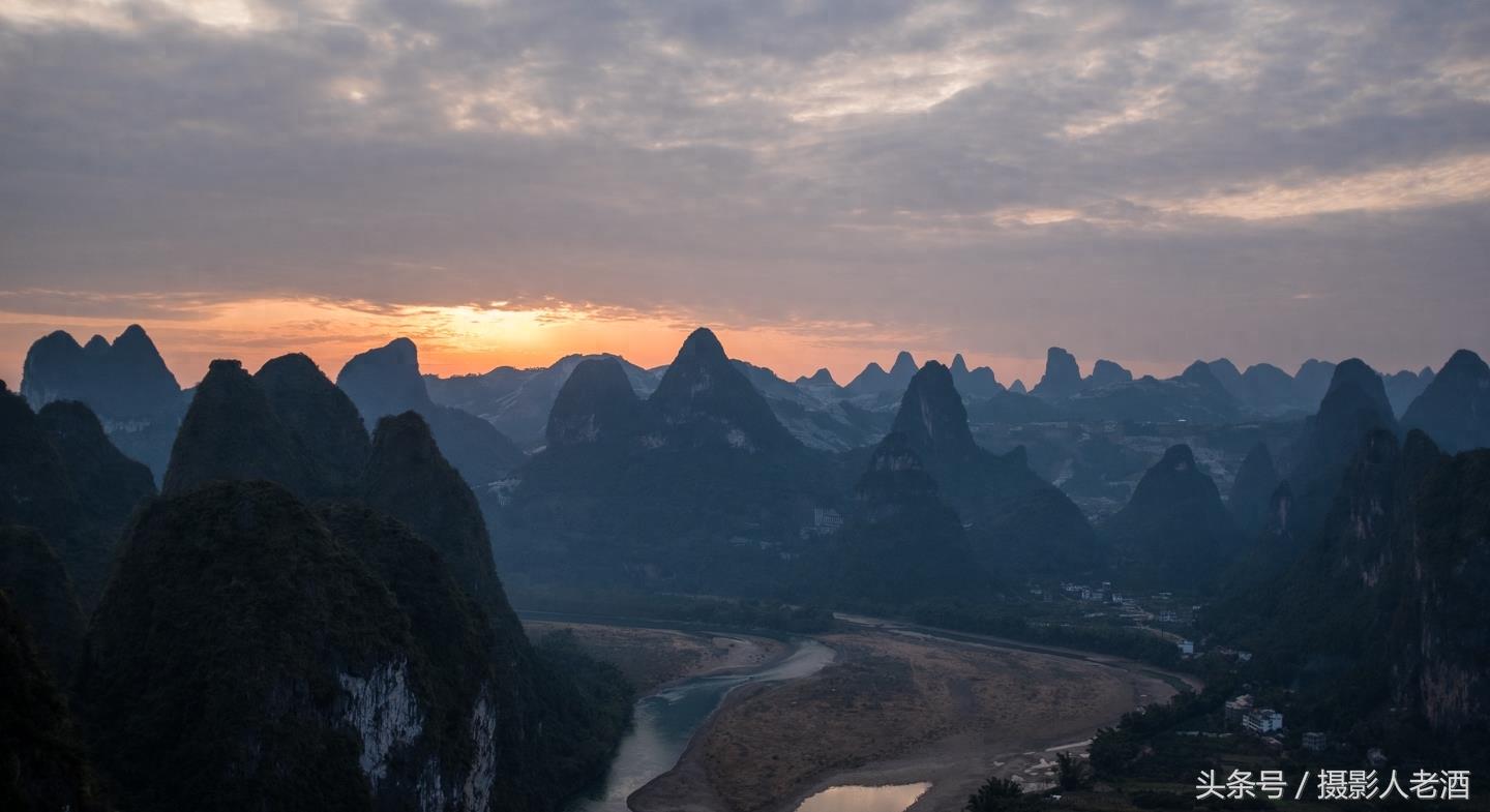 “桂林山水甲天下”原来还有下半句，说的就是桂林山水的精华所在