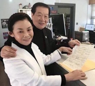 ​华裔神探李昌钰完婚：80岁怎么了？我的爱情我做主！