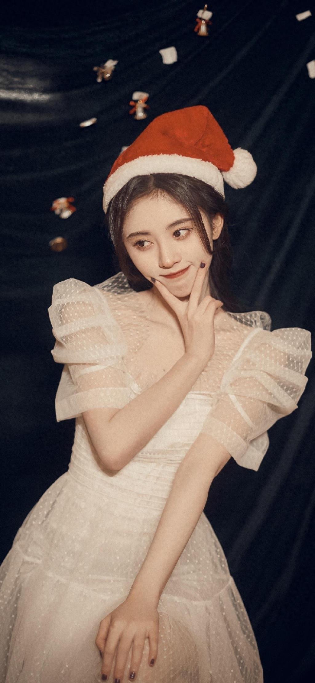 鞠婧祎可爱俏皮手机壁纸