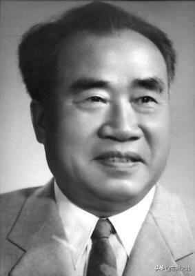 朱德凭什么成为三军总司令的？是历史选择了他