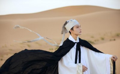 ​诺夏又发女装照，称电竞小软妹！Rita：糟了！网友：AJ才是软妹！