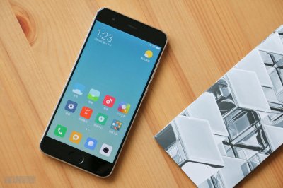 ​这做工价值10万！小米6 亮银探索版图赏
