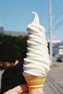 ​微信生日祝福提醒（小女孩生日微信祝福语）