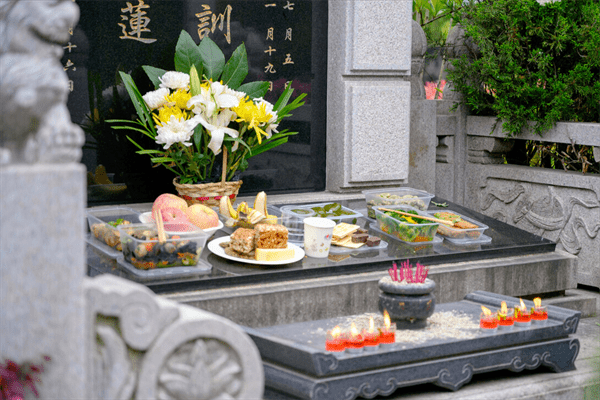 清明节提前几天上坟好(清明节上坟时间有什么讲究)