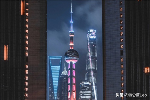 深夜放毒，高清壁纸。