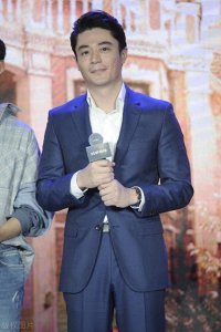 ​演员霍建华家庭成员概览：