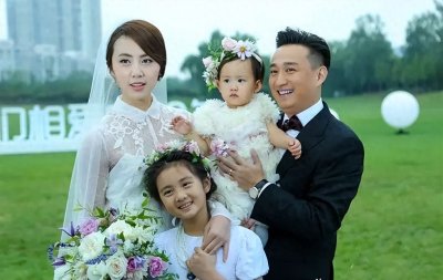 ​黄磊拼三胎生儿子，声称是因为舍不得女儿，三胎的时候已经46岁了