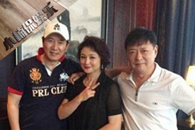 ​59岁迟志强全家近照曝光，曾因流氓罪入狱4年，又深陷假唱丑闻