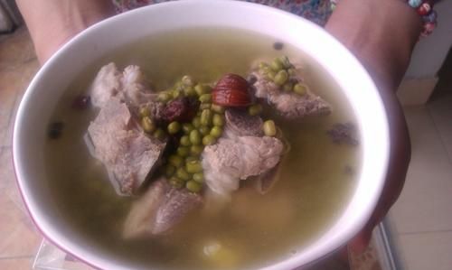 常温下正确的骨头汤保存方法