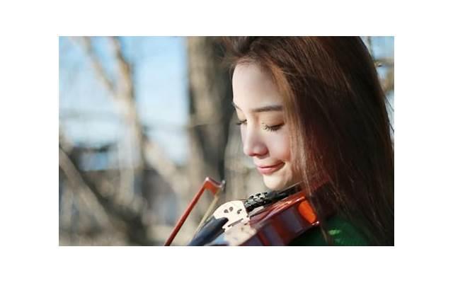 用这三招最有效 内向的男生怎么追女生聊天 用这三招最有效 内向的男生怎么追女生聊天