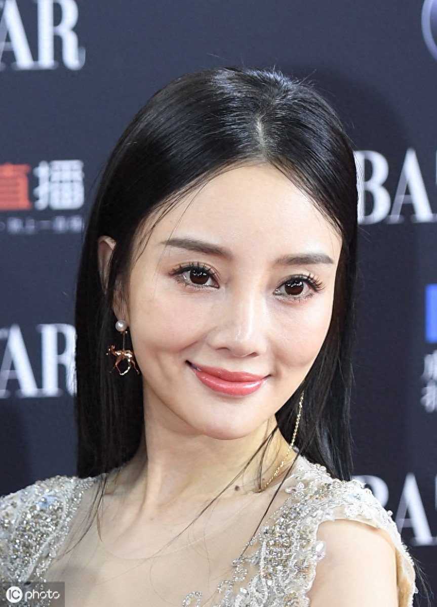 李小璐:3岁开始拍戏,17岁就在演艺圈走红