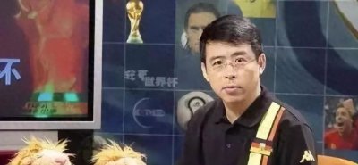 ​四年前那个要求中国给全世界道歉，被央视辞退的阿丘，如今怎样了