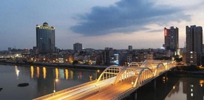 ​茂名：短短30多年，一碗化州糖水，为啥能红遍大江南北？