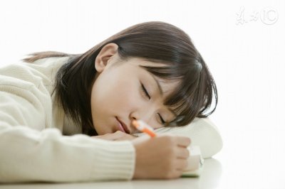 ​小说：男子使用二手电脑时意外开启最强淘宝系统，里面可购买异能