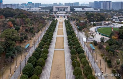 ​喧嚣中的一片绿洲——闹市中的湘府文化公园