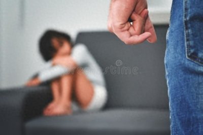 ​速看：女人被侵犯身体被侵入，放弃反抗的关键因素