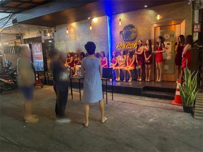 ​胡志明市的夜色迷情：越南都市的别样夜生活