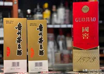 ​春节送礼，用2瓶茅台好还是1箱国窖1573好？行家：不懂别乱买！