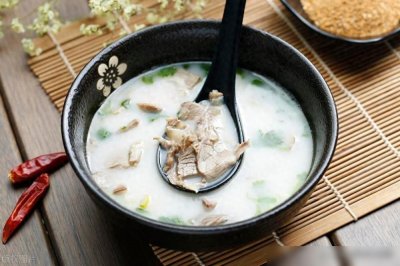 ​炖羊肉用料太多，难怪不好吃！只需2样料，炖好后汤鲜肉香