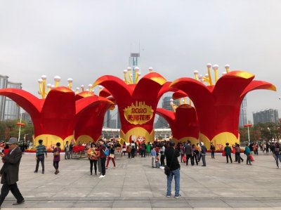 ​天河花市火爆，最火的是扶贫档