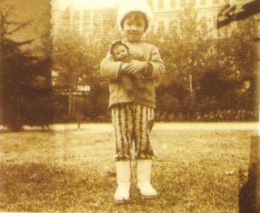 ​王菲：乐坛天后与感情传奇