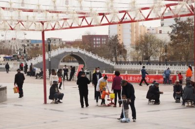 ​安定区：玉湖公园开园迎客 李家峡谷冰雪如冬