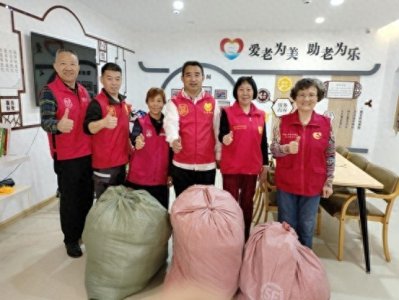 ​这个社区捐衣服即是做环保又是献爱心