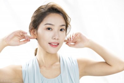 ​男生怎么撒娇哄女朋友呢