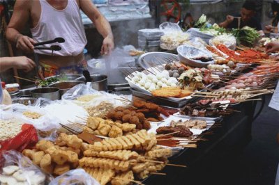 ​4种“摆摊就火”的地摊小吃，成本不高，赚钱多，经常排队不愁卖