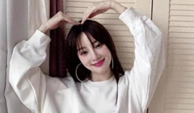 ​自降身价被拒？李小璐懒理复出传闻，视频变身小麋鹿还问：想我没