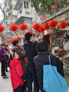 ​“吃一口汤圆甜到心里了！”武汉聚才社区元宵送温暖