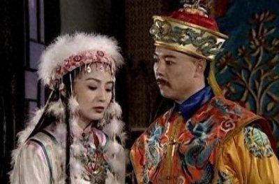 ​还珠格格：乾隆答应含香给她时间，为何突然动情？三点看出实情