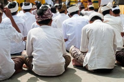 ​“丧不报孝不吊，不烧纸钱不谢孝”，原来婚丧嫁娶有这么多的讲究