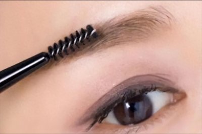 ​眉毛的长短和一个人的寿命相关？眉毛长好还是短好？专家给出答案