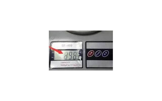 塔罗牌解析：揭示潜意识与分析问题的神秘工具