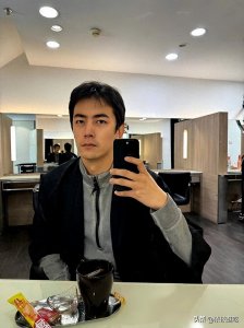 ​四川省出生的10位当红男明星，看看谁是你心中的“四川第一帅”