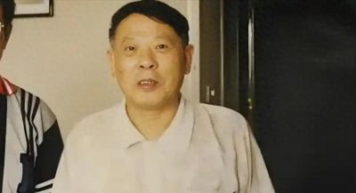​毛主席病逝多年，一位老工程师临终前说：你们把姓氏改回“毛”吧